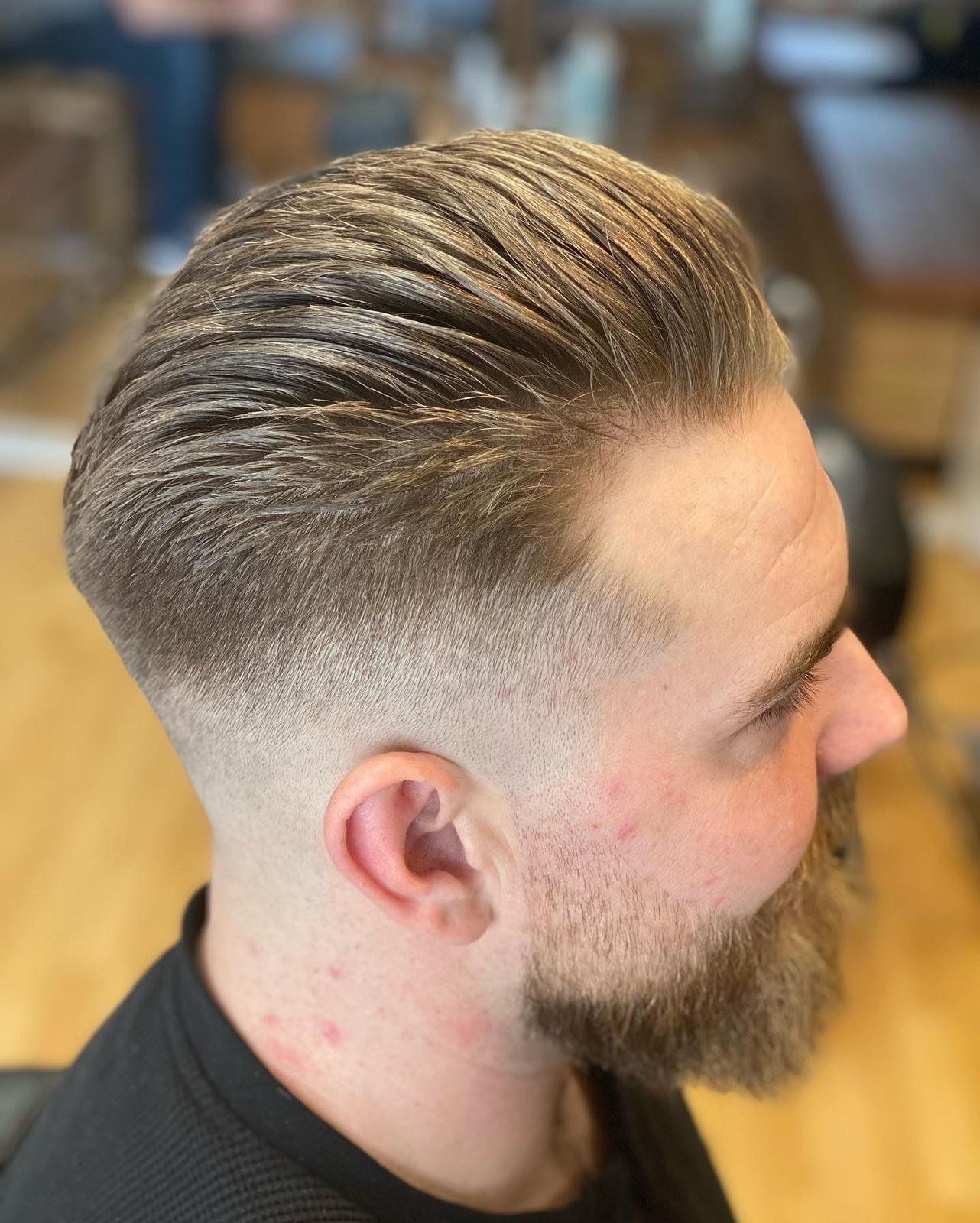 Herrenhaarschnitt im Sevilla Barbershop – echtes Foto